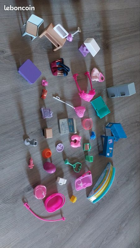 Lit accessoires et meubles poupée barbie (image 1)