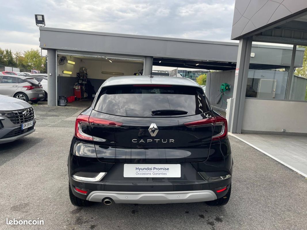 Renault Captur 1.3 TCe 140ch FAP Intens -21 (image 4)