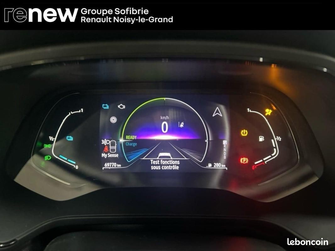 Renault Captur E-Tech full hybrid 145 Techno (image 18)