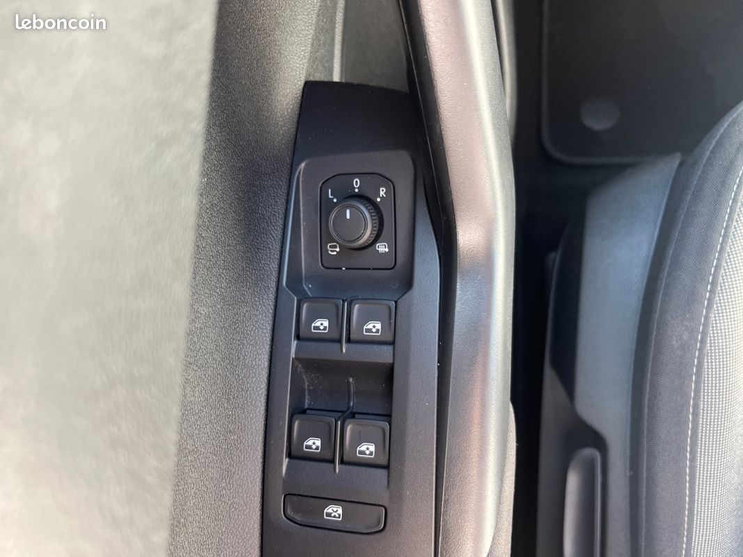 VOLKSWAGEN Taigo 1.0 TSI 116 BVM6 VW Edition (image 16)