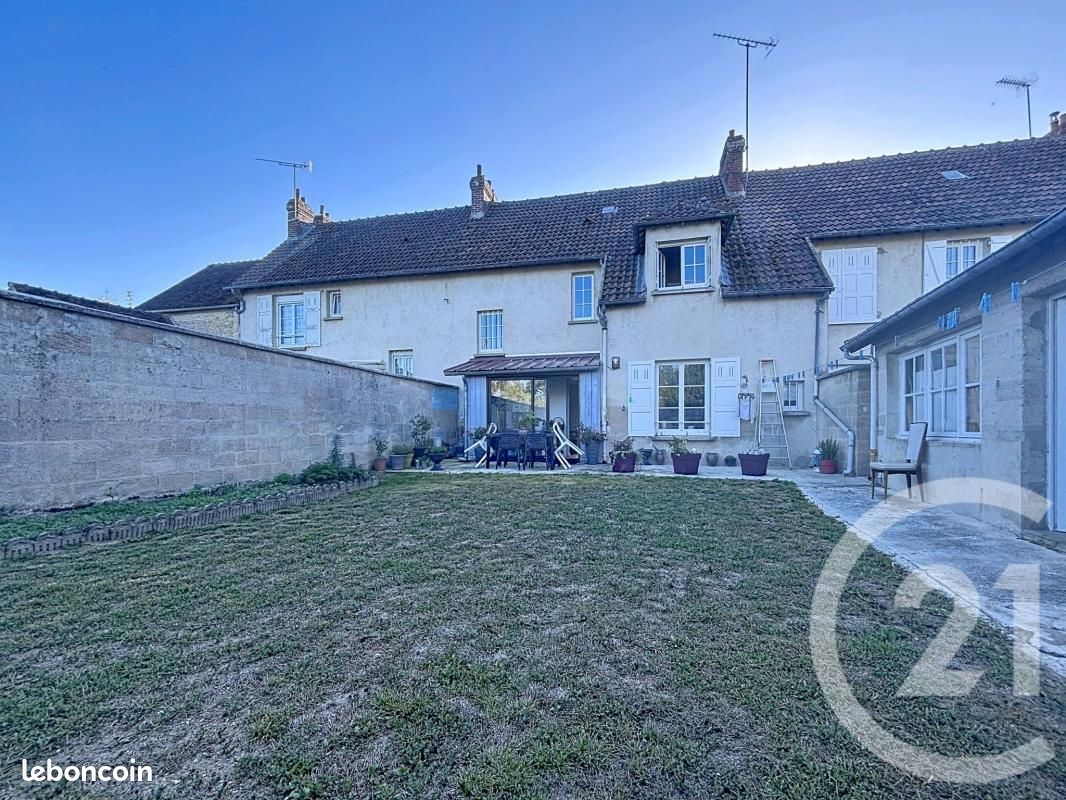 Maison 5 pièces 90 m² · à Gouffern en Auge · 90 m² · 655 €/mois