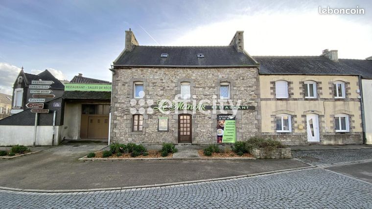 Immeuble 10 pièces 899 m²