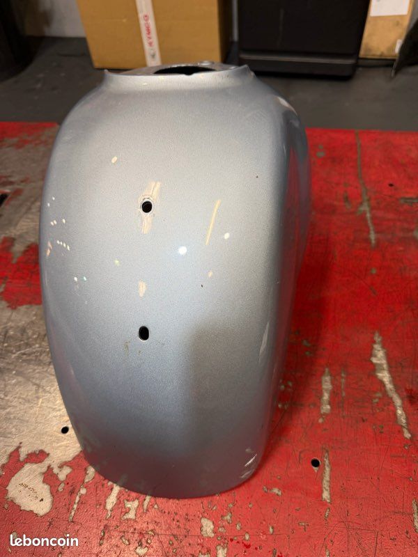 Garde boue Vespa Gts 125 / 300 (image 1)
