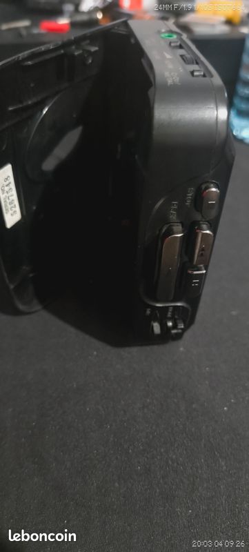 Vintage sony walkman portable cassette player wm-ex674 not t à Toulouse