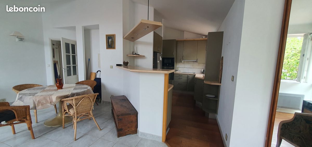 Bel appartement de 72 m² situé sur le vieux port de La Rochelle (image 6)