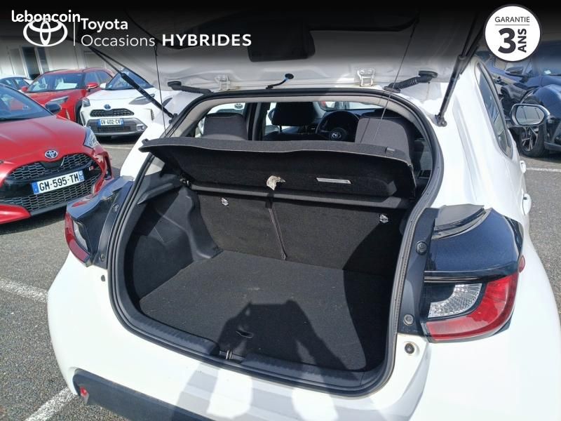 Toyota Yaris 116h Dynamic 5p MY22 (image 10)