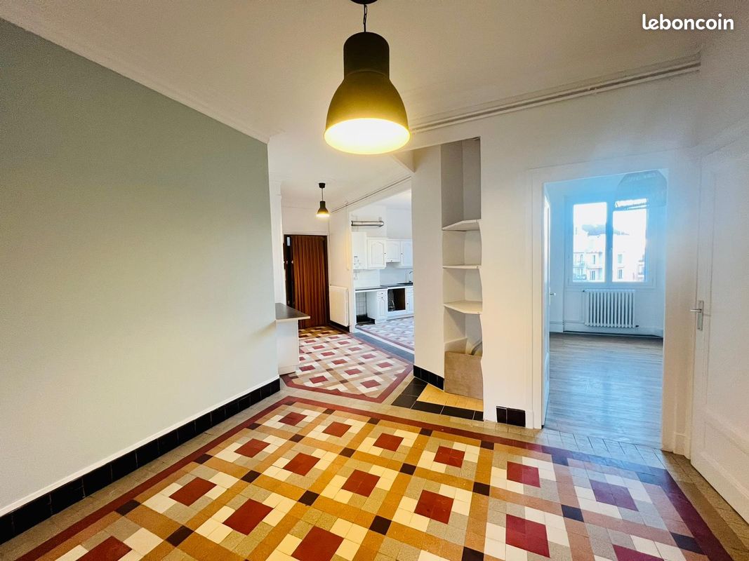 Appartement 4 pièces 90 m² · à Grenoble · 90 m² · 1 080 €/mois