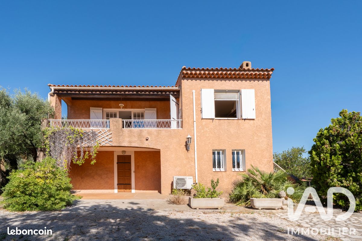 Maison 5 pièces 251 m² · à La Ciotat · 251 m² · 719 000 €