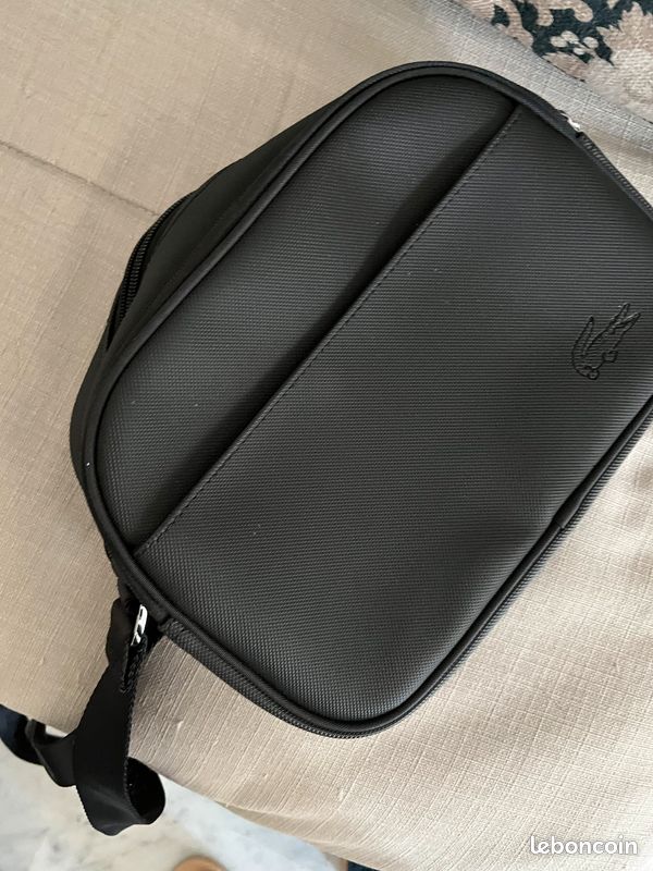 Sac lacoste (image 6)