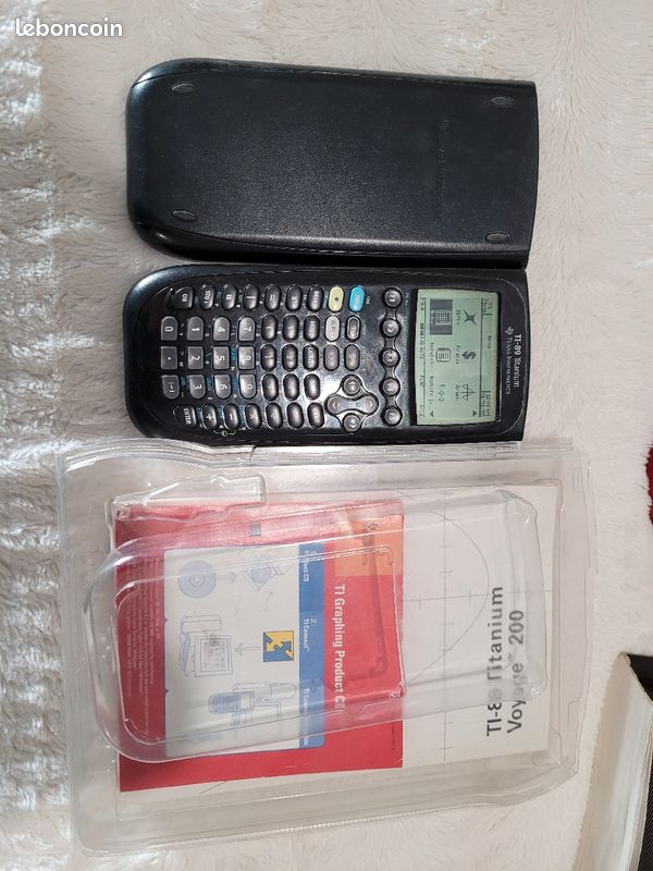 Calculatrice Ti 89 titanium voyage 200 (image 2)