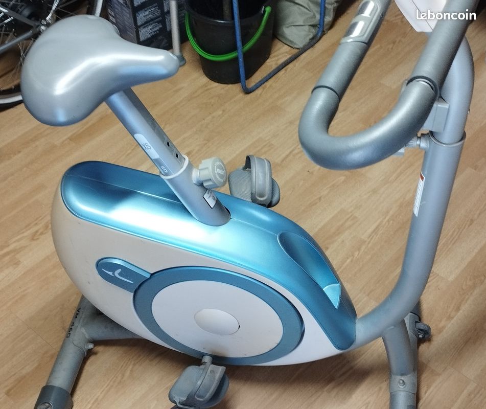 Vélo d'appartement (image 1)