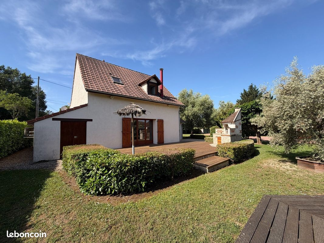 Maison 5 pièces 162 m² · à Civray · 162 m² · 239 900 €