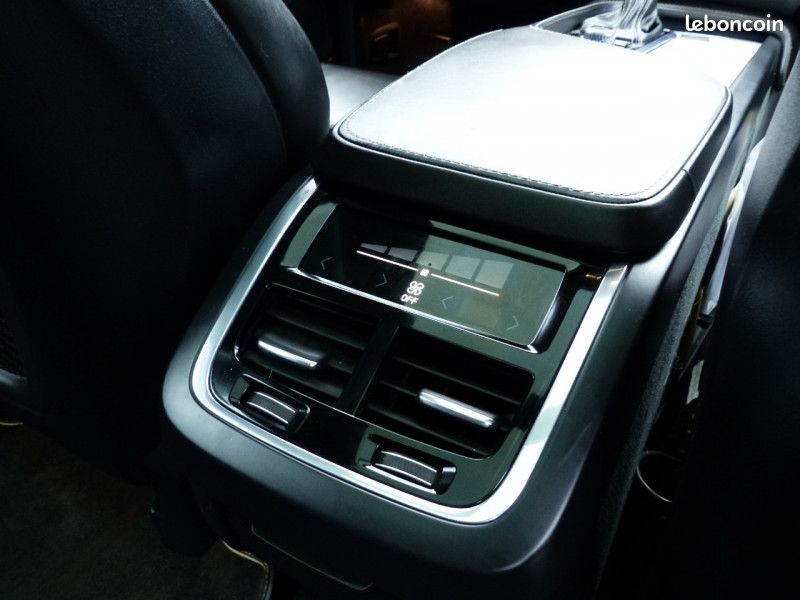 Volvo XC90 D5 AWD 225CH R-DESIGN GEARTRONIC 7 PLACES (image 13)