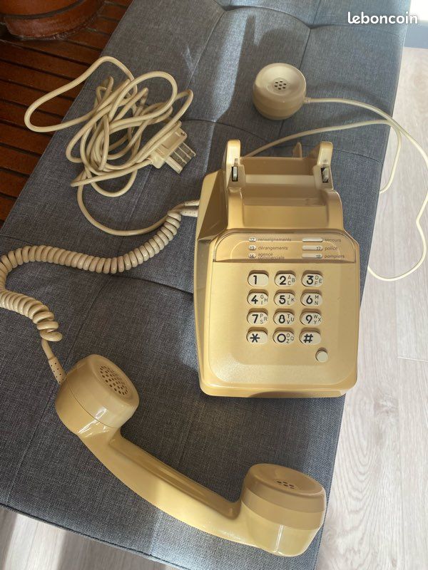 Téléphone ancien a touche (image 2)