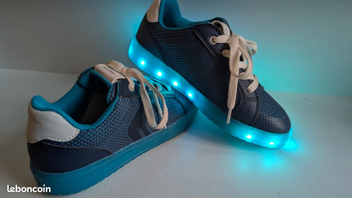 Marque Geox Chaussure Geox Lumineuse Basket Lumineuse Soldes Geox