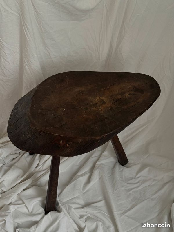 Table en bois (image 2)