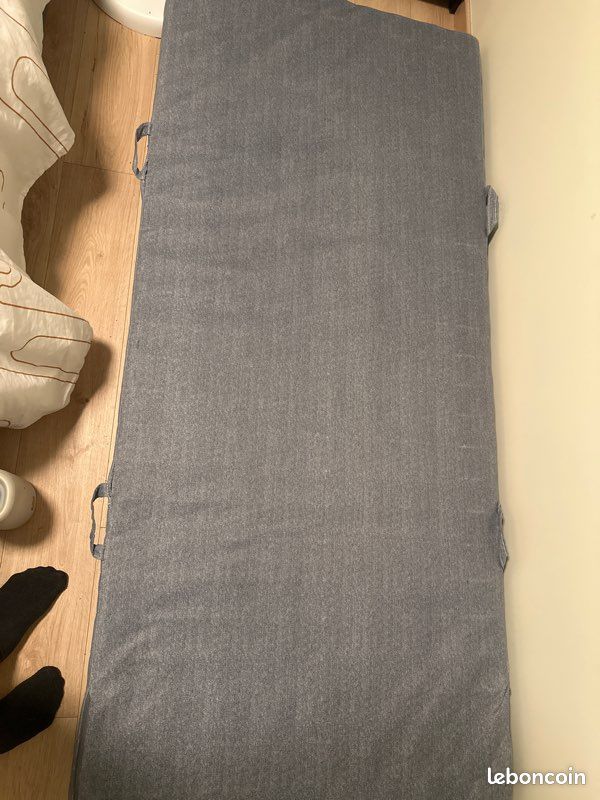 Matelas à ressort (image 1)