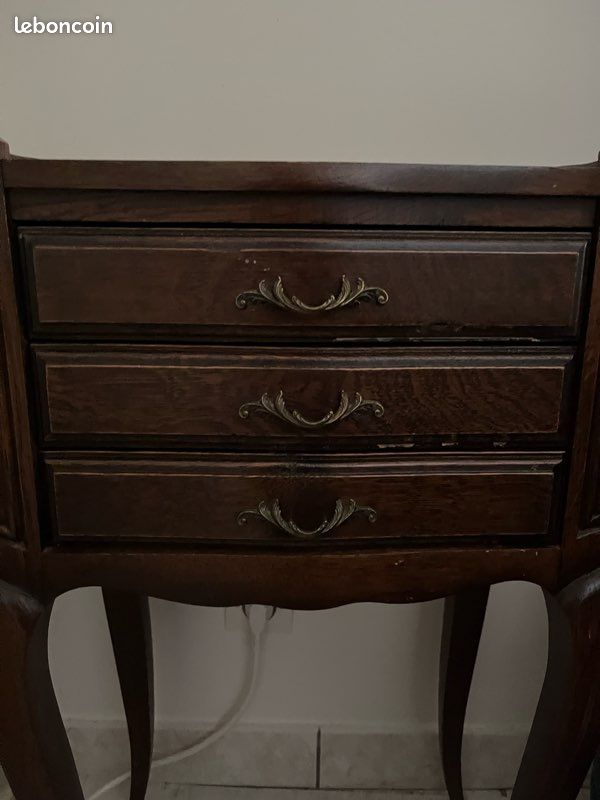 Chambre à coucher de style Louis XV (image 12)