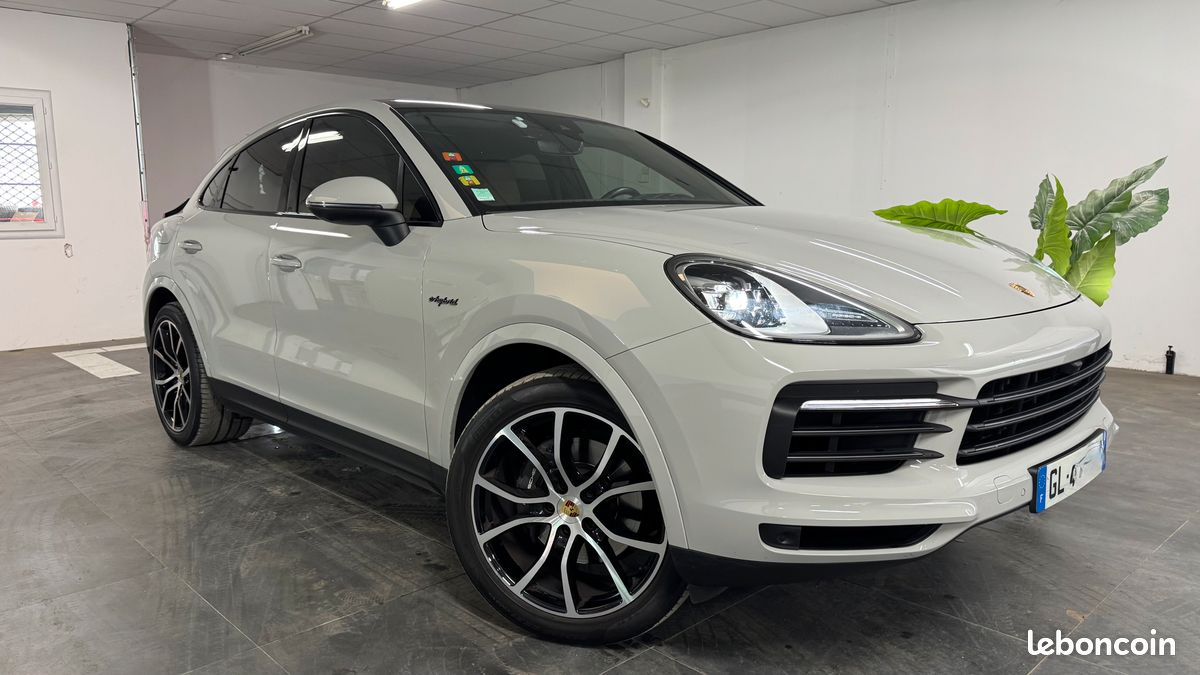 Porsche cayenne coupe 3.0 l 462 ch bva8 TVA Récupérable v6 e-hybrid platinium chrono camera carplay attelage garantie 12 mois reprise possible (image 1)