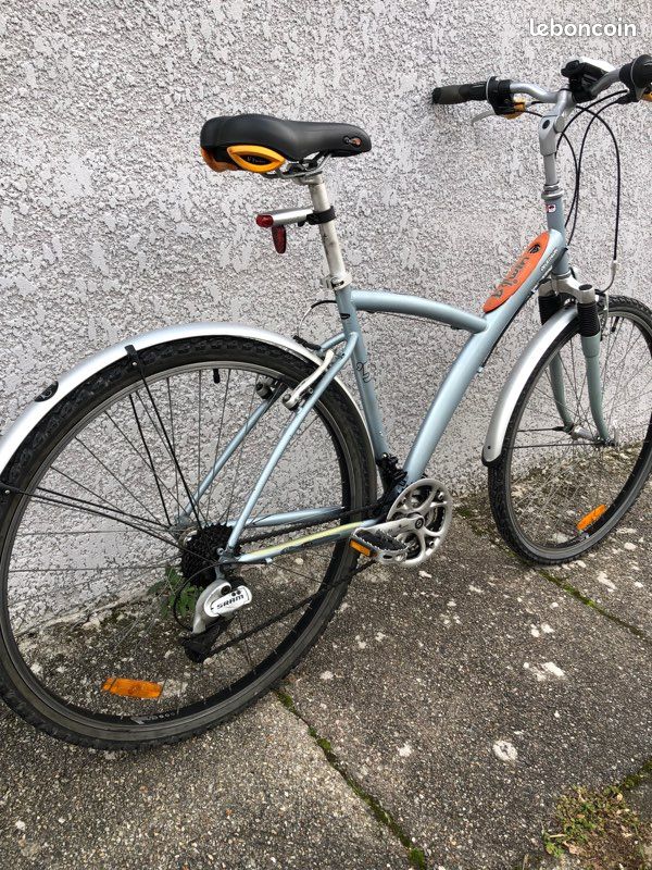 Magnifique vélo vtc B’twin 5 Adulte grande taille en très bon état dispo de suite (image 6)