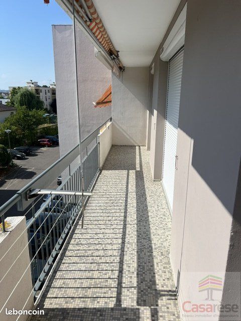 Appartement 3 pièces 70 m² · à Décines-Charpieu · 70 m² · 185 000 €