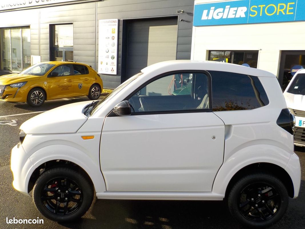 Ligier MYLI MAX ELECTRIQUE B11 AUTONOMIE 156 KMS (image 3)