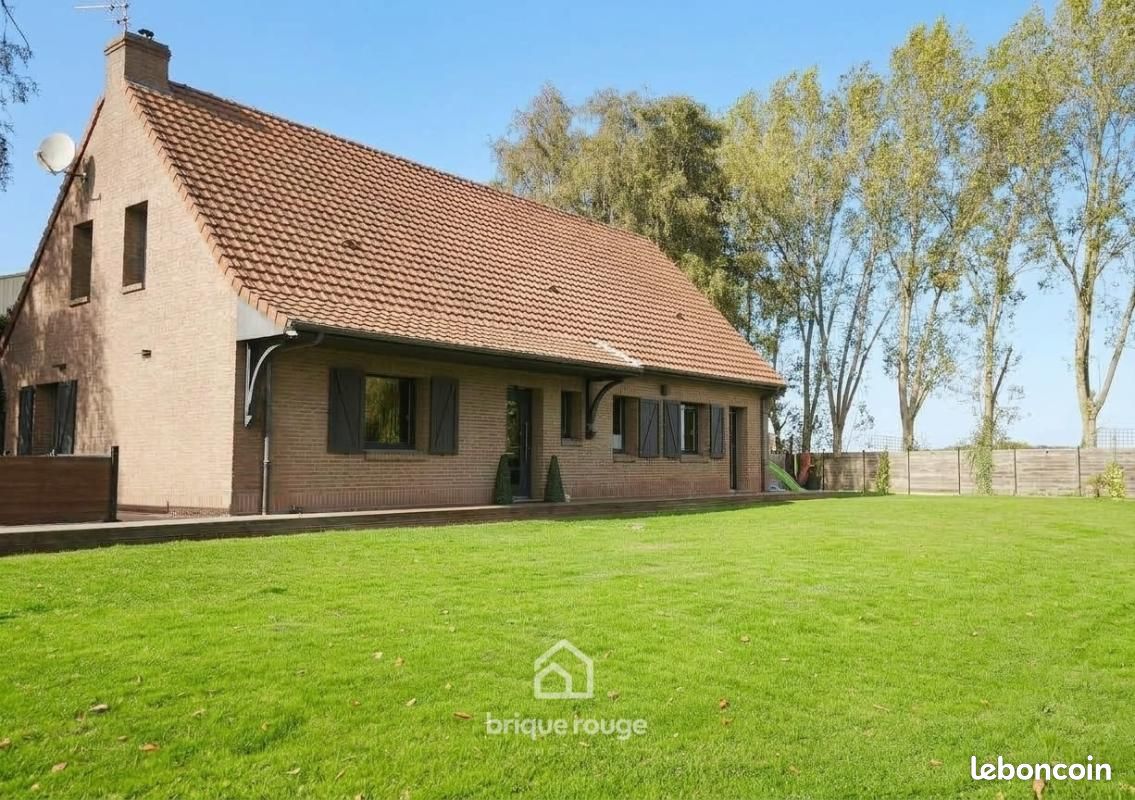Maison 6 pièces 195 m² · à Carnin · 195 m² · 442 000 €