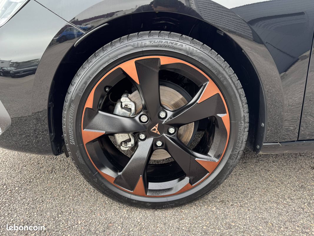 CUPRA Leon Sportstourer 1.5 eTSI Hybrid 150 ch DSG7 V (image 4)