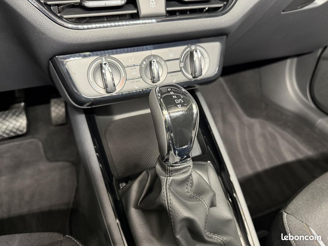 SKODA KAMIQ (2) 1.0 TSi 116 SELECTION DSG7 (image 19)