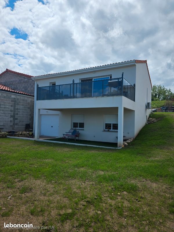 Maison 4 pièces 112 m² · à Les Martres-de-Veyre · 112 m² · 329 000 €
