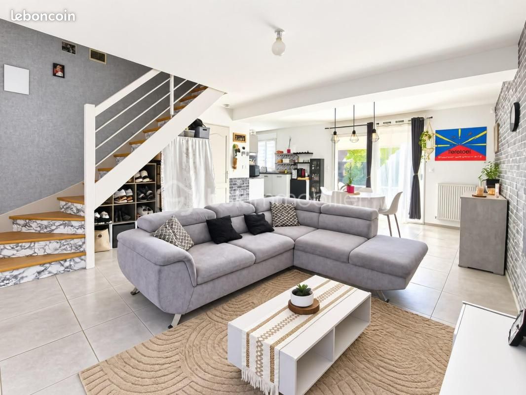 Maison 5 pièces 98 m² · à Machault · 98 m² · 298 000 €