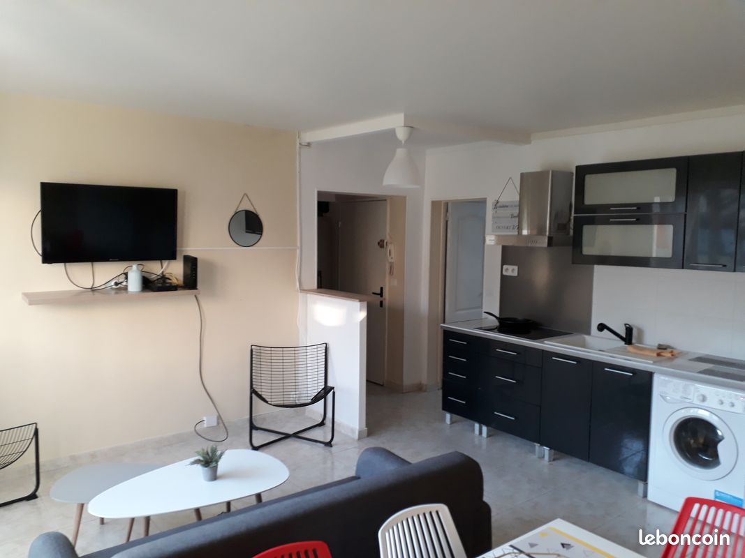 Appartement 8 pièces 11 m² · à Créteil · 11 m² · 500 €