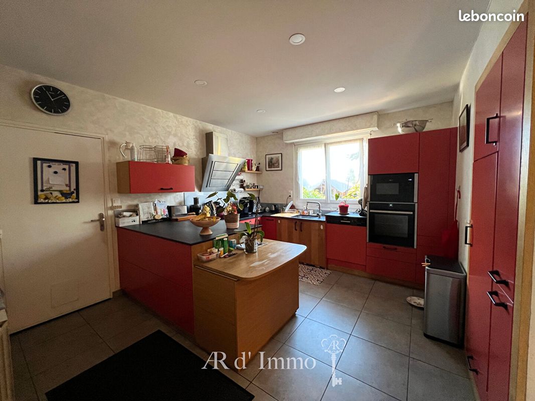 Propriété 10 pièces 200 m² (image 12)