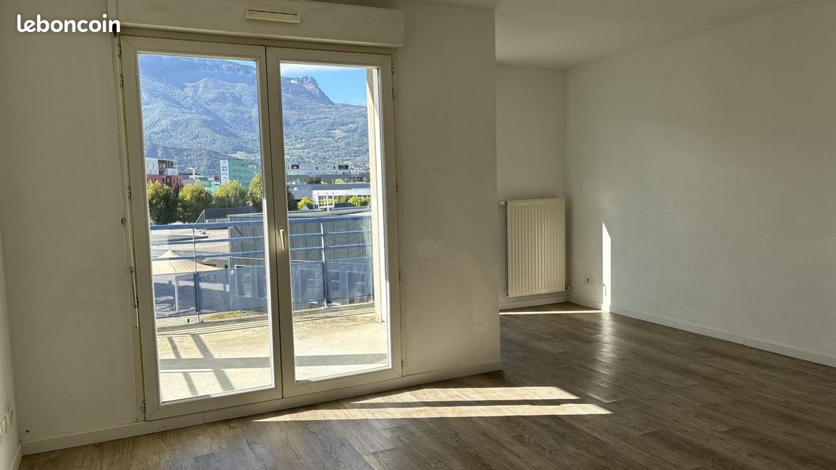 Appartement 4 pièces 74 m² · à Échirolles · 74 m² · 841 €/mois
