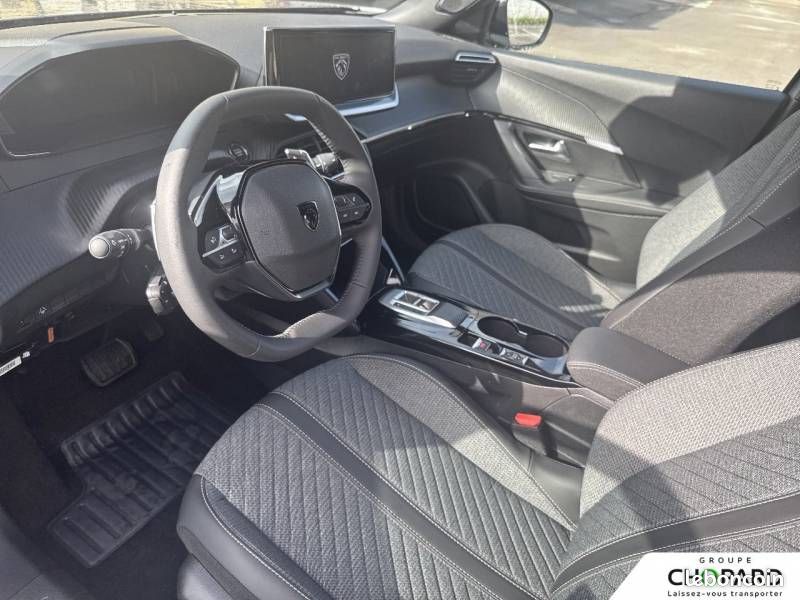 Peugeot 2008 Hybrid 145 e-DCS6 Allure (image 2)