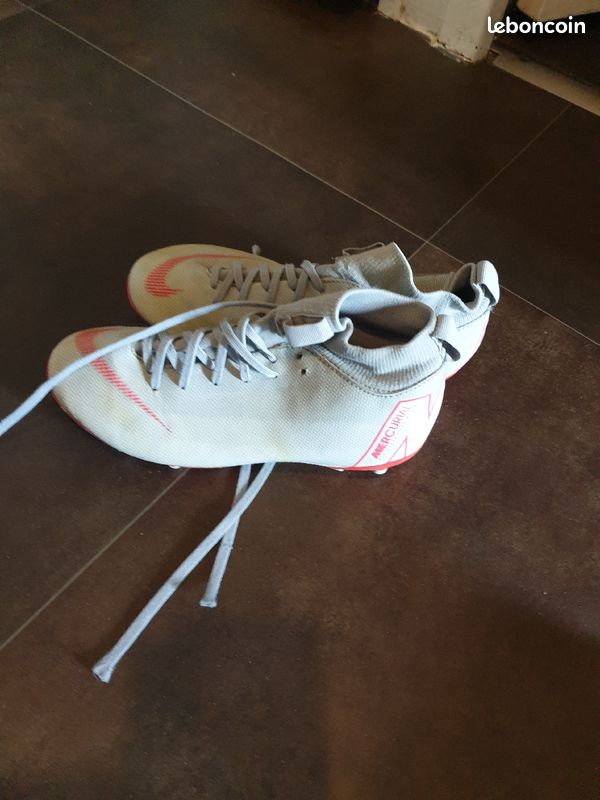 Crampon (image 1)