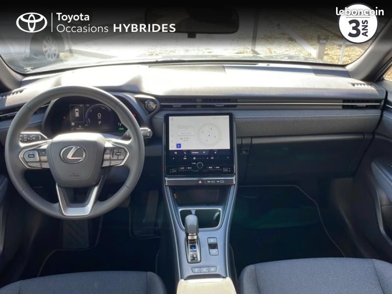 Lexus LBX 1.5 136ch Business 2WD (image 8)