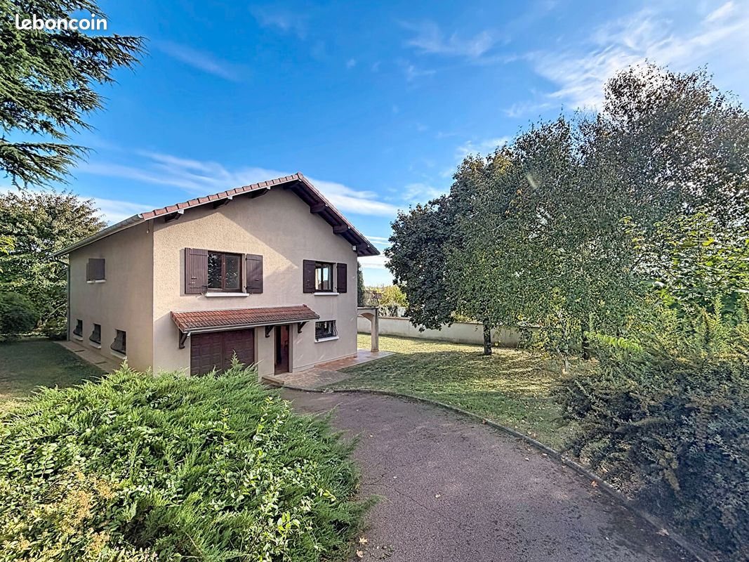 Maison 5 pièces 151 m² · à Genas · 151 m² · 485 000 €