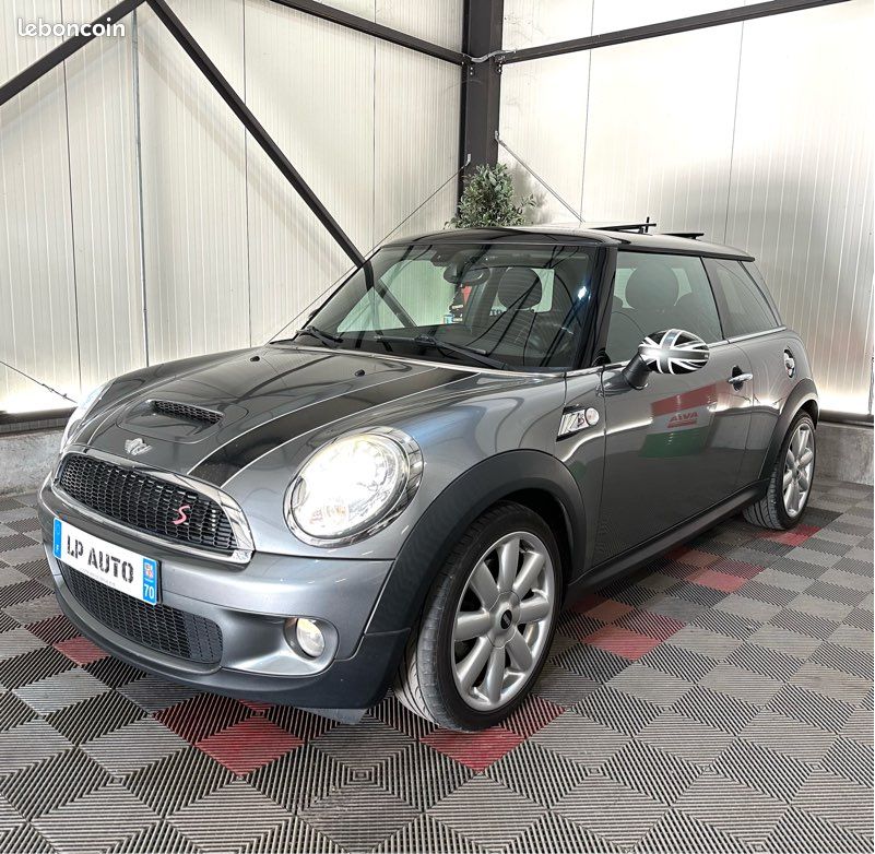 🌟 Mini Cooper S ⛽️ Éthanol possible sur demande ⛽️ Toit ouvrant - Silencieux sport ✅ Superbe configuration - 147 000 kilomètres - Reprise possible de votre véhicule (image 1)