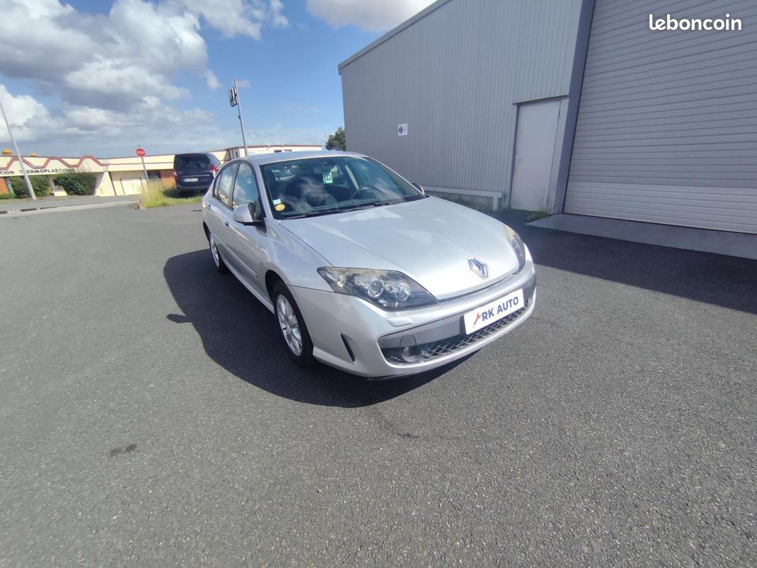 RENAULT LAGUNA 1.5 dCi - 110 III BERLINE Authentique PHASE 1 (image 4)