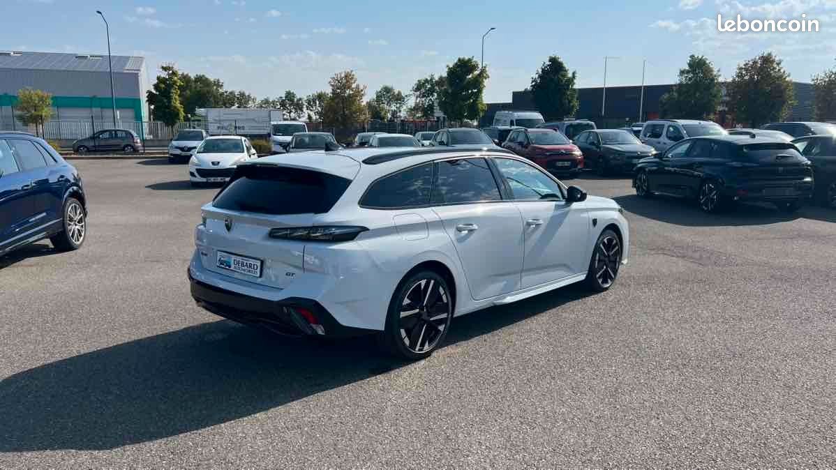 Peugeot 308 SW 1.5 BLUEHDI 130CH S&S GT EAT8 (image 5)