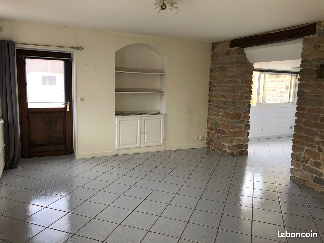 Appartement 2 pièces 57 m² · à Saulon-la-Rue · 57 m² · 560 €/mois