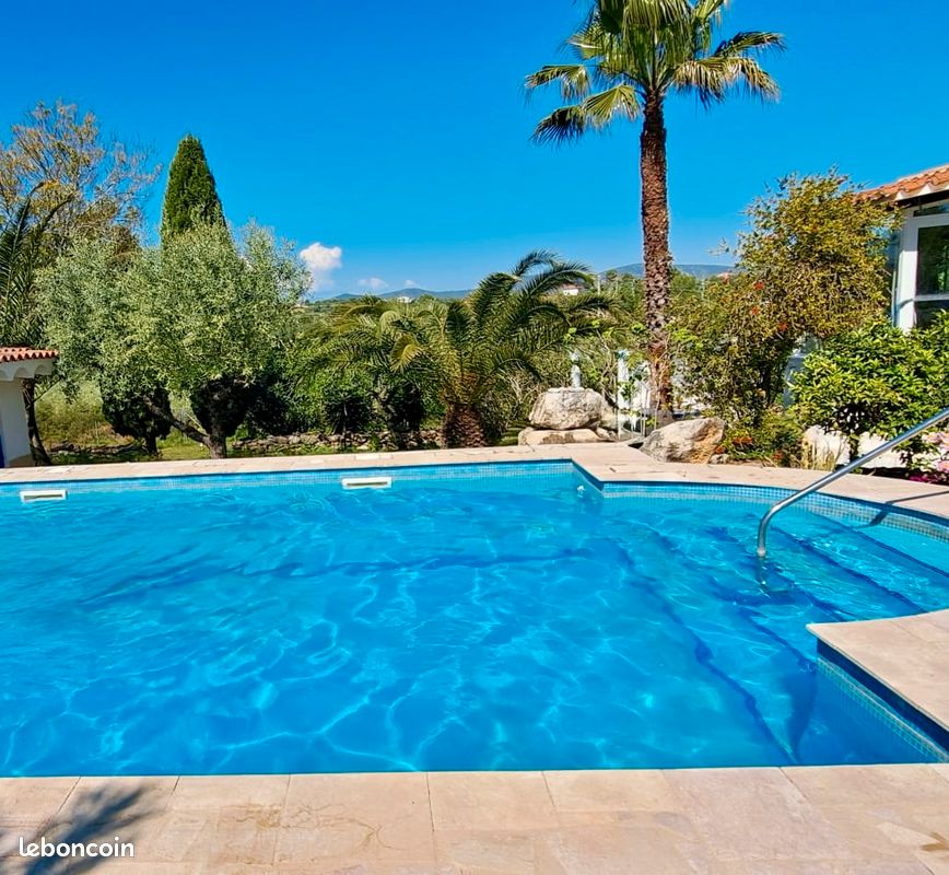 Maison 8 pièces 240 m² · à Perpignan · 240 m² · 540 000 €