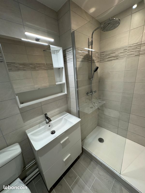 Appartement 1 pièce 28 m² · à Montbéliard · 28 m² · 450 €