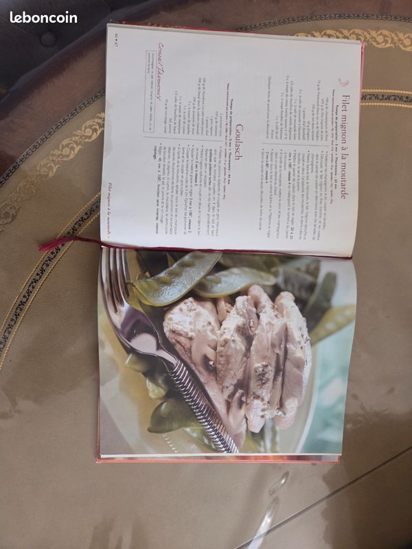 Termomix bon etat avec ses accessoires et son livre de recette (image 15)