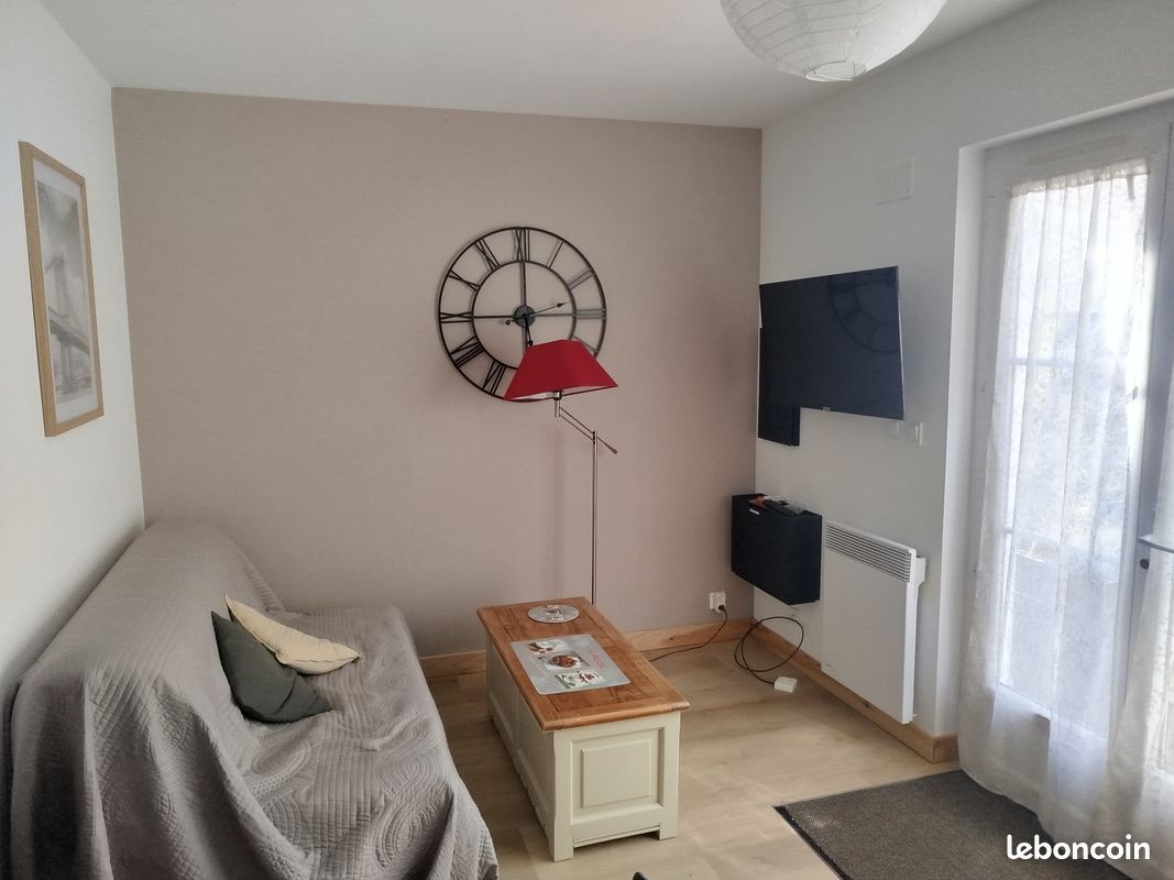 T2 meublé 24m2 courts et moyens séjours, 260 la semaine (image 2)