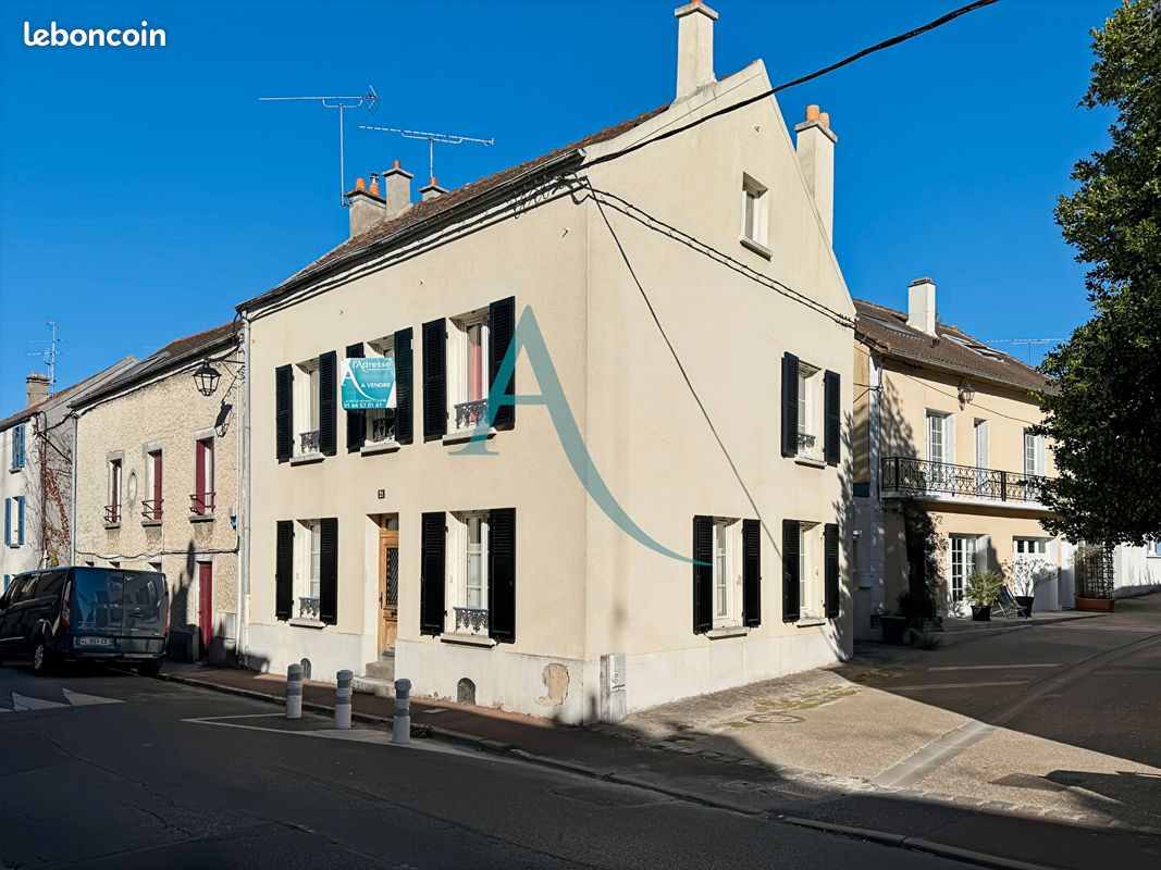 Maison 6 pièces 138 m² · à Mennecy · 138 m² · 279 000 €