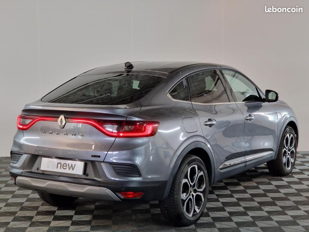 Renault Arkana E-Tech hybride 145 - 22 Techno (image 2)