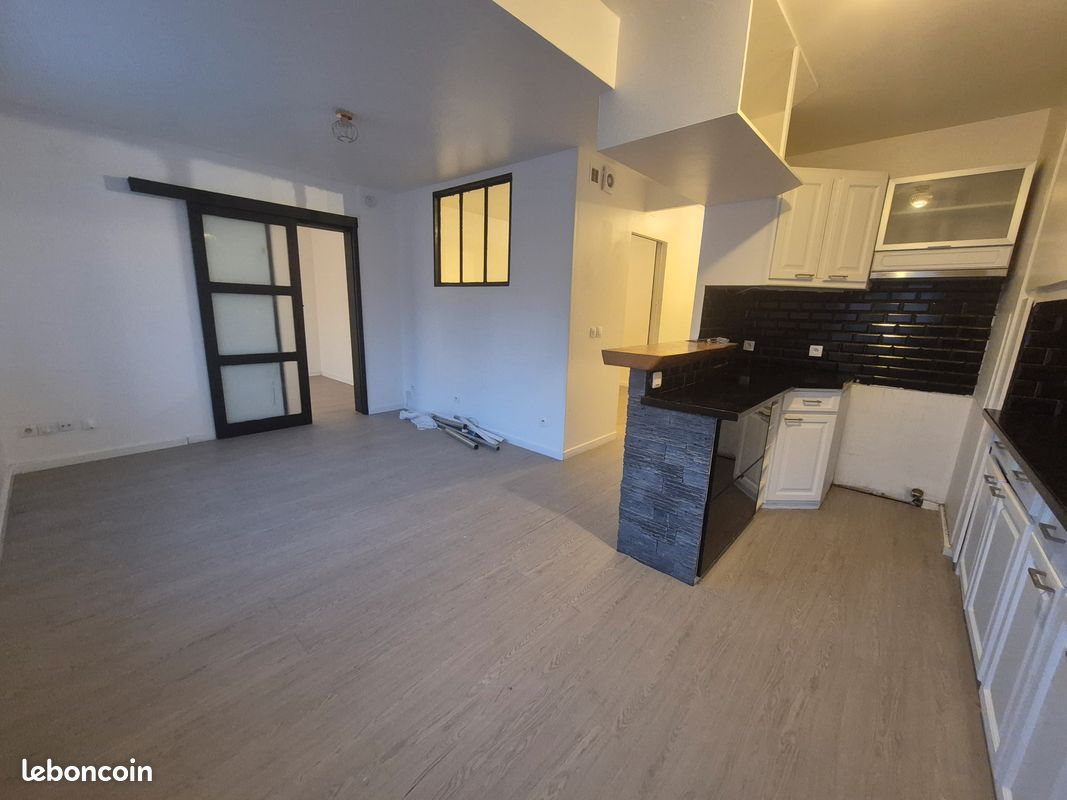 Appartement 3 pièces 46 m² · à Clamart · 46 m² · 1 200 €/mois
