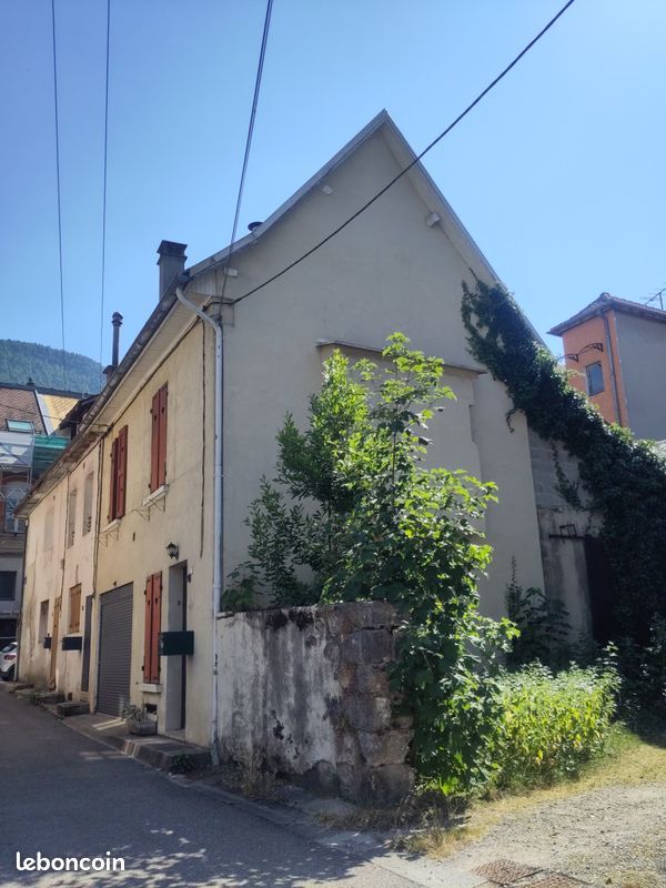 Maison 3 pièces 59 m² · à Saint-Laurent-du-Pont · 59 m² · 113 000 €